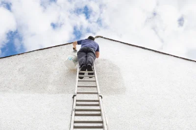 Peinture extérieure à Forcé — façades et ravalement